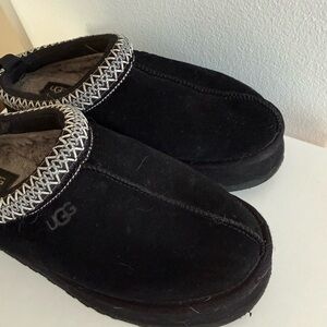 UGG Black Tasman Slippers
